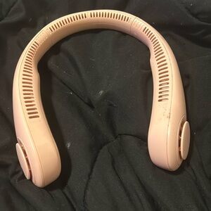 A neck blower that keeps you cool during summer